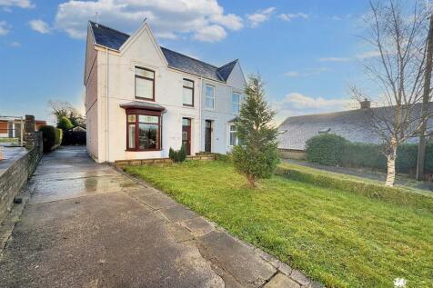 Heol Y Meinciau, Pontyates, Llanelli 4 bed semi