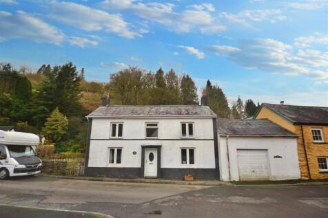 Cwmduad, Carmarthen 3 bed link detached house for sale