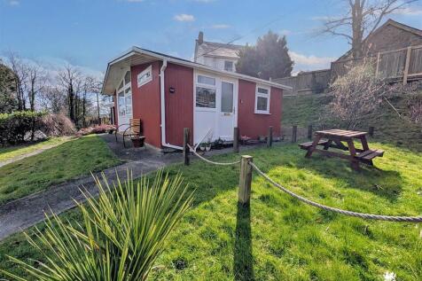 Llangain, Carmarthen 2 bed chalet for sale