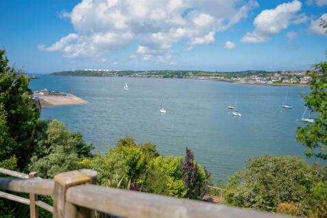 Connacht Way, Pembroke Dock 3 bed detached bungalow for sale