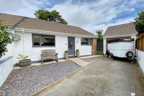 Pentle Close, Pentlepoir, Saundersfoot 2 bed semi
