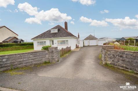 Login 4 bed detached bungalow for sale