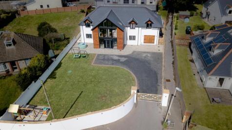 7 bedroom detached house for sale