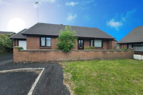 2 bedroom detached bungalow for sale