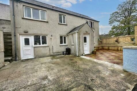 2 bedroom detached house for sale