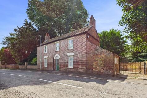 Main Road, Wisbech PE14 3 bed detached house for sale