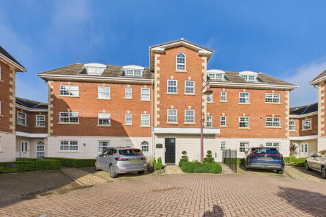 The Lodge, Dunlin Drive, Lytham St.... 2 bed apartment for sale