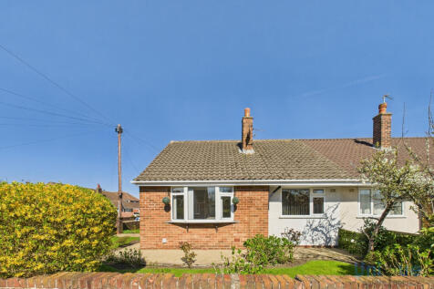 Lomond Avenue,  Lytham St. Annes, FY8 2 bed bungalow for sale