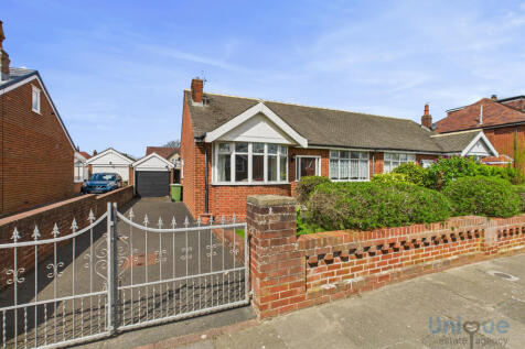 Leamington Road,  Lytham St. Annes, FY8 2 bed bungalow for sale