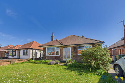 St. Thomas Road,  Lytham St. Annes, FY8 2 bed bungalow for sale