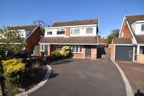 Dearnford Avenue, Bromborough 3 bed semi