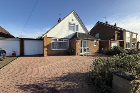Heswall Mount, Thingwall, Wirral 3 bed detached bungalow for sale