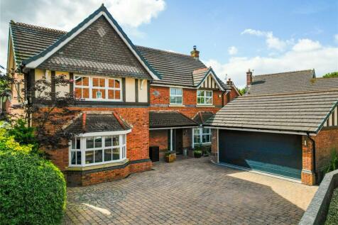 5 bedroom detached house for sale