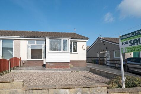 2 bedroom bungalow for sale