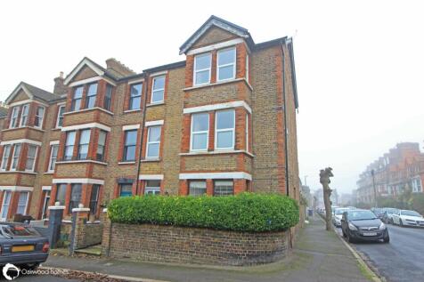 6 bedroom terraced house for sale