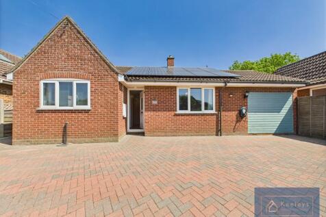 3 bedroom detached bungalow for sale