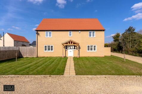 5 bedroom detached house for sale