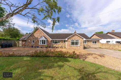 7 bedroom detached bungalow for sale