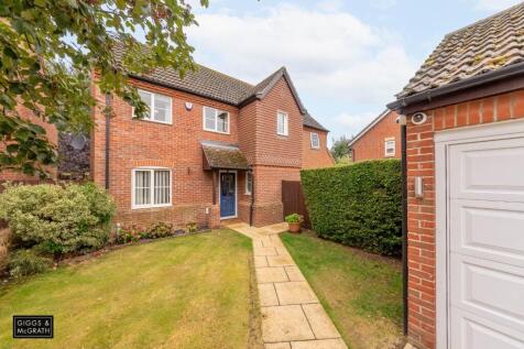 5 bedroom detached house for sale