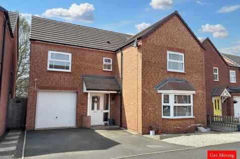 4 bedroom detached house for sale