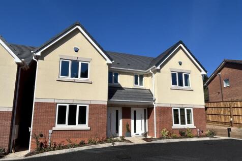 Chester Road South, Kidderminster 3 bed semi
