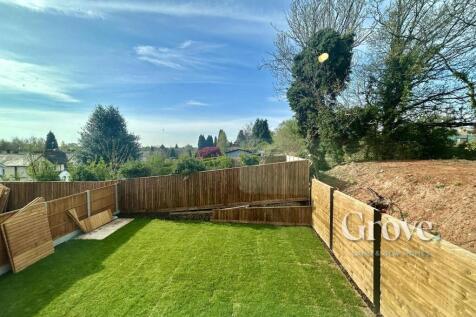 Chester Road South, Kidderminster 4 bed detached house for sale