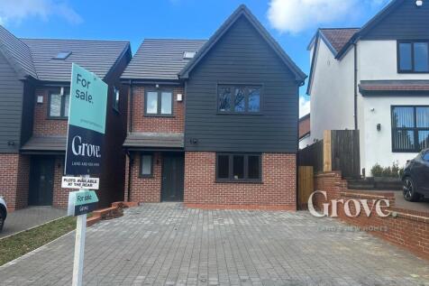 Cross Keys Place, Hagley 4 bed detached house for sale