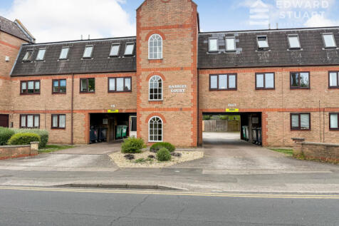Gabriel Court, Peterborough PE2 2 bed flat for sale