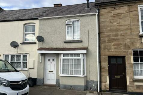 2 bedroom terraced house for sale