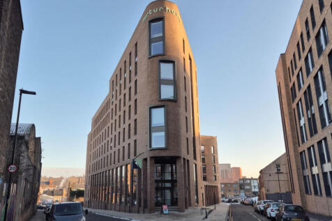 Studio flat for sale