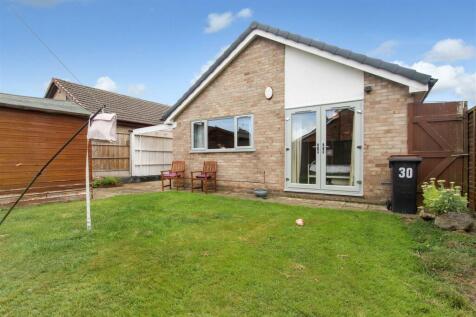 3 bedroom detached bungalow for sale