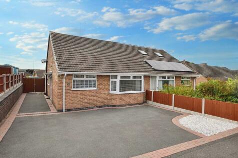 2 bedroom semi-detached bungalow for sale