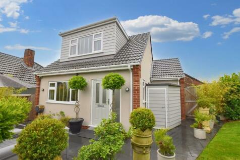 2 bedroom detached house for sale