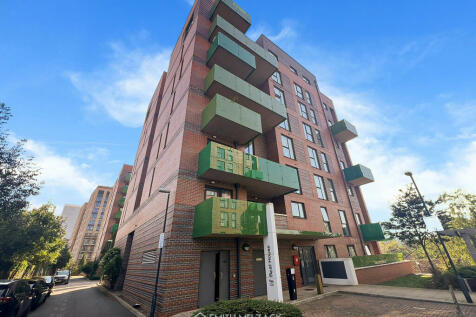 Matthews Close, Wembley, Greater... 1 bed flat for sale