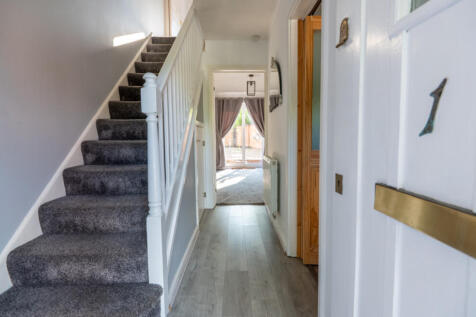 2 bedroom end of terrace house for sale