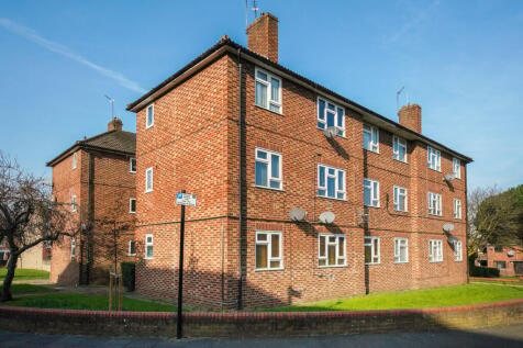 Saxby Road, London, SW2 2 bed flat for sale