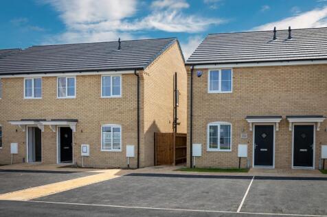 2 bedroom semi-detached house for sale