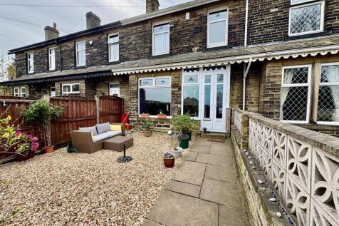 Whitcliffe Road, Cleckheaton 3 bed terraced house for sale