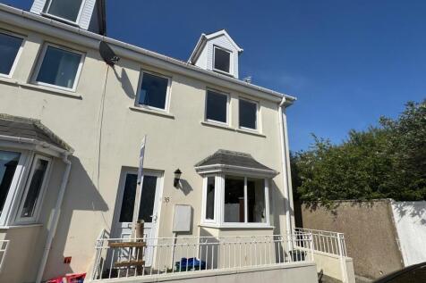 Dartmouth Gardens, Milford Haven... 3 bed terraced house for sale