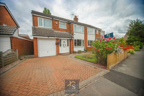 4 bedroom semi-detached house for sale