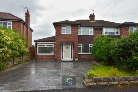 3 bedroom semi-detached house for sale