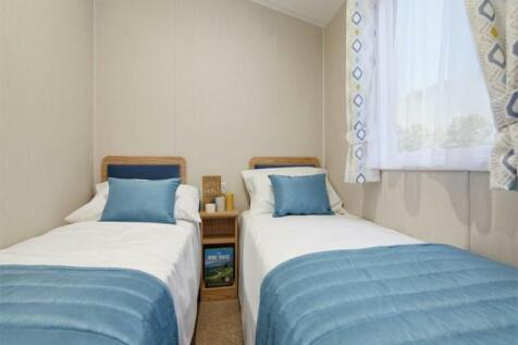 2 bedroom caravan for sale