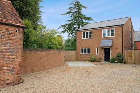 White Horse Lane, Whitchurch... 3 bed detached house for sale