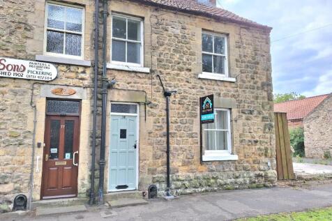 Eastgate, Pickering YO18 3 bed terraced house for sale