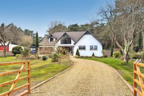 Avon Avenue, Ringwood, BH24 4 bed detached house for sale