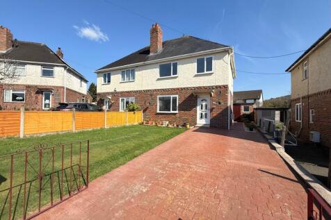 Park Close, Abergavenny NP7 3 bed semi