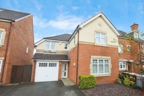 4 bedroom detached house for sale