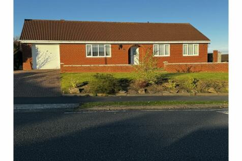 3 bedroom detached bungalow for sale