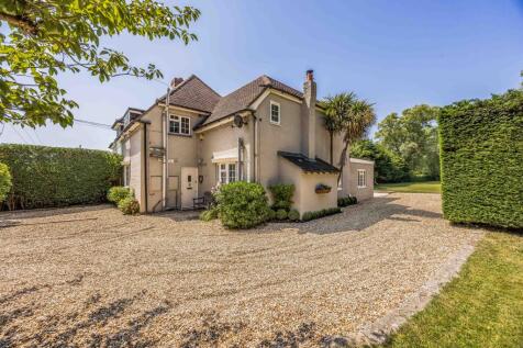 25 Chalk Lane, Sidlesham, Chichester... 4 bed semi