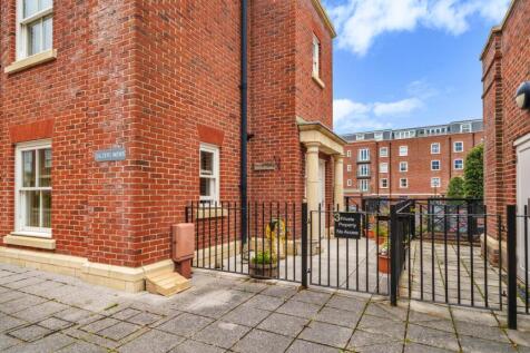 Salt Meat Lane, Gosport PO12 2 bed house for sale